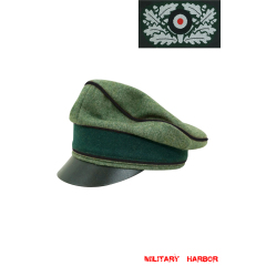 WWII German Heer Wool Pioneer Crusher Visor Cap with insignia