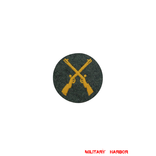 WWII German heer weapon maintenance sergeants later model sleeve trade insignia