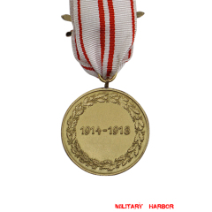 Austrian War Commemorative Medal 1914 - 1918 with Swords