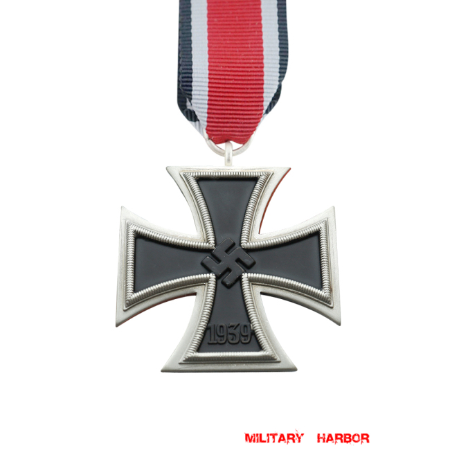 WW2 german medal,SS insignia,wehrmacht badge,iron cross,knights cross,german medals WWII,german insignia,WW2 german medals,WW2 medals,WW2 order,german order,German Iron Cross